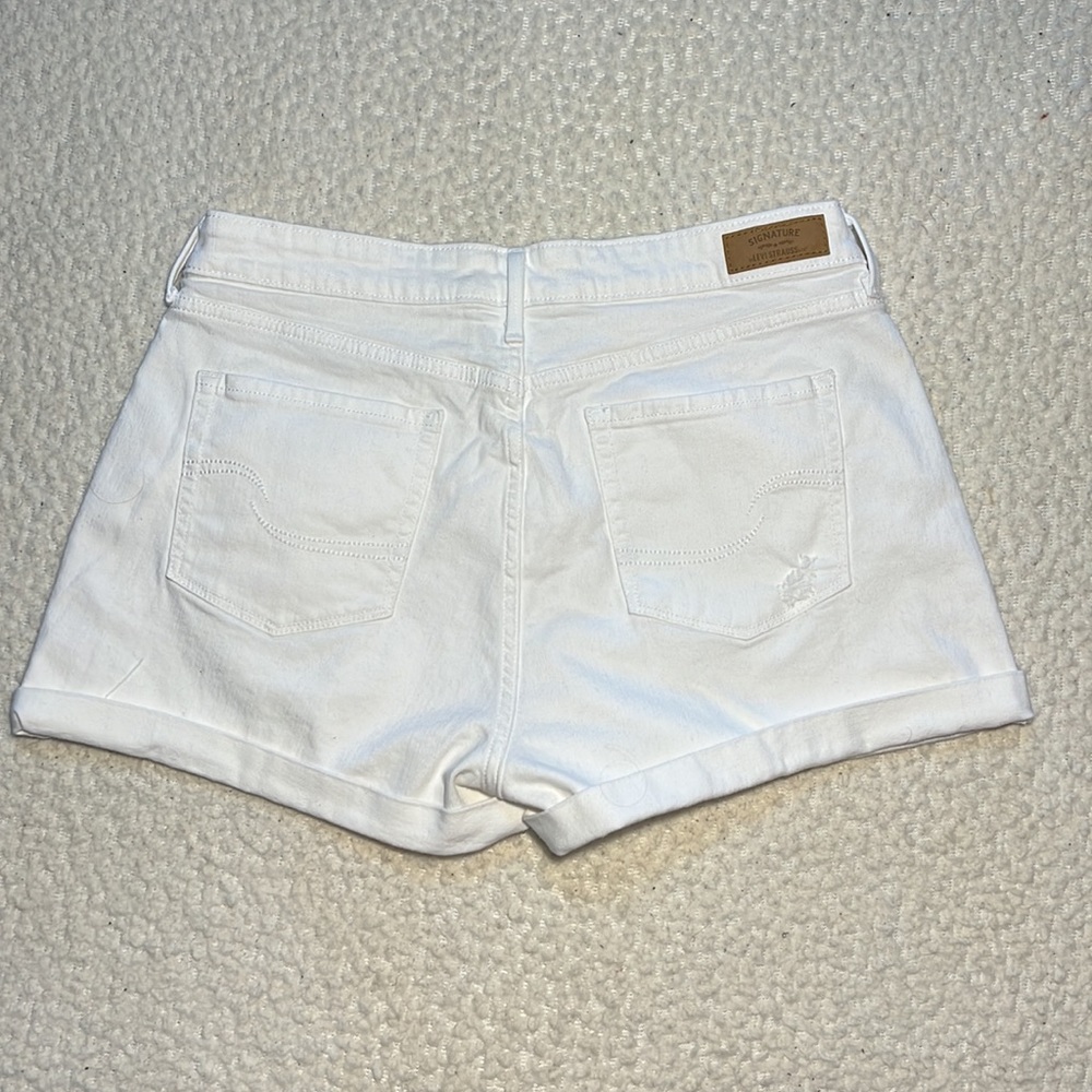 Levi's Signature High‎ Rise Distressed Shorts - Picture 4 of 5